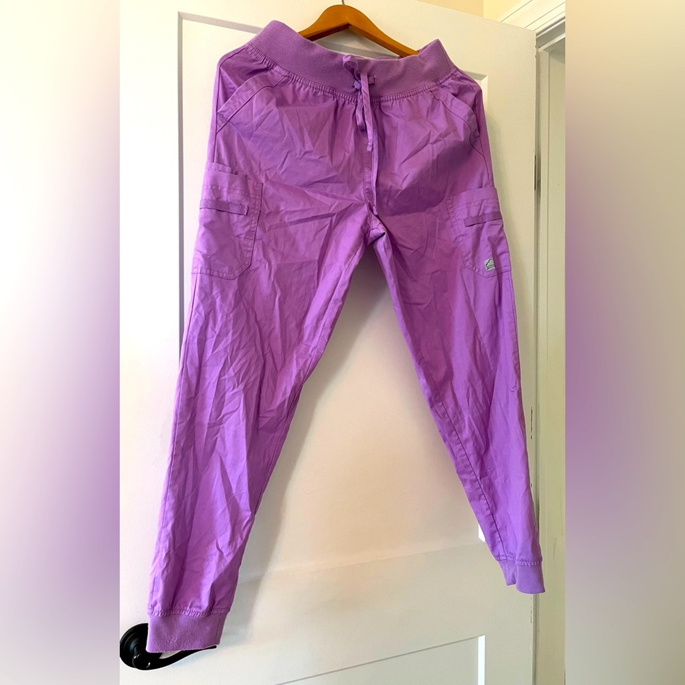 Scrub pants